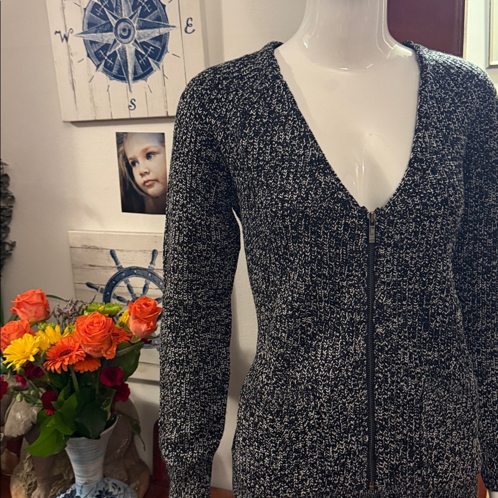 NWT jones NY size small Women's Black and Gray Sweater zip up